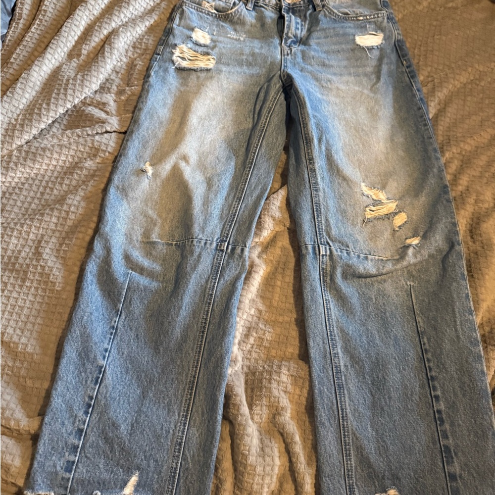 Vervet barrel jeans. Only worn a few times.